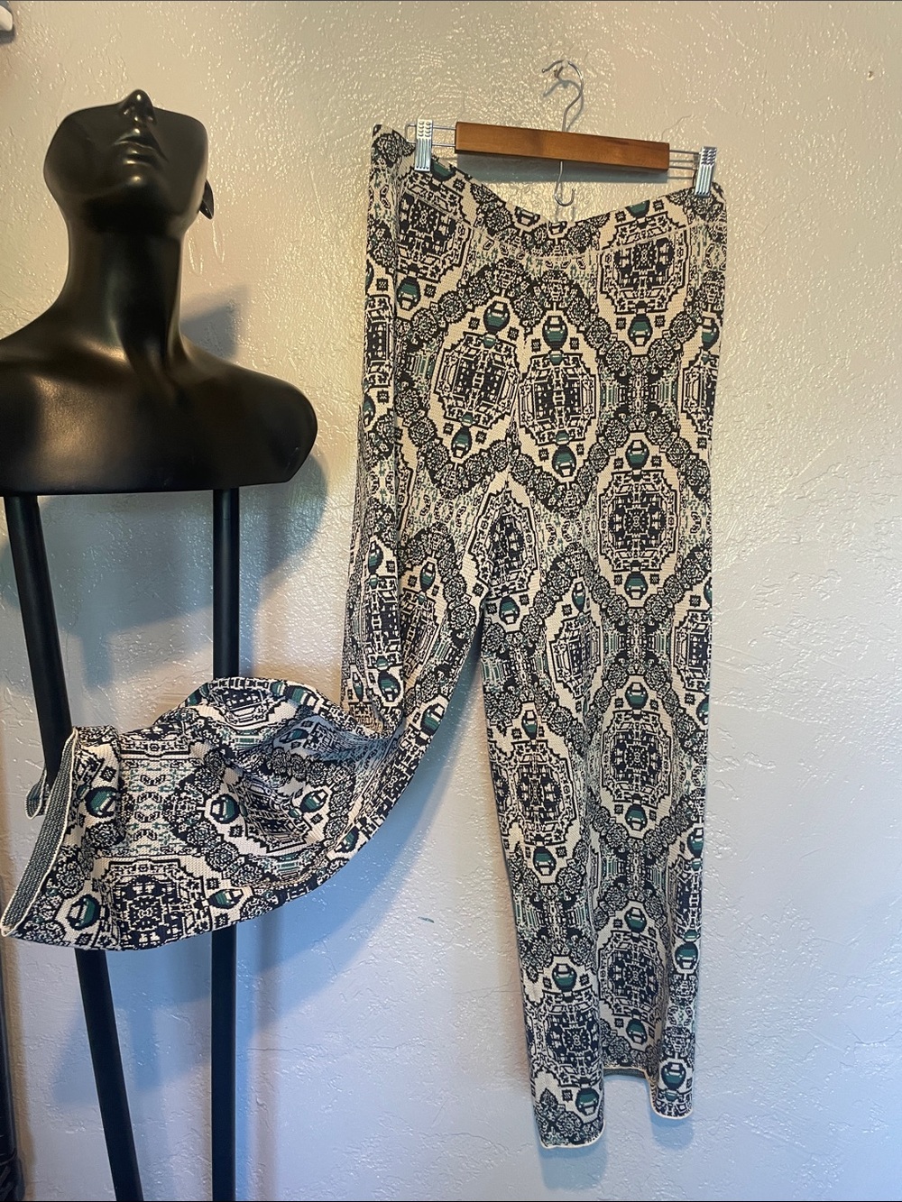 Printed Wide-Leg Pants in Cream and Black by ? Polyester